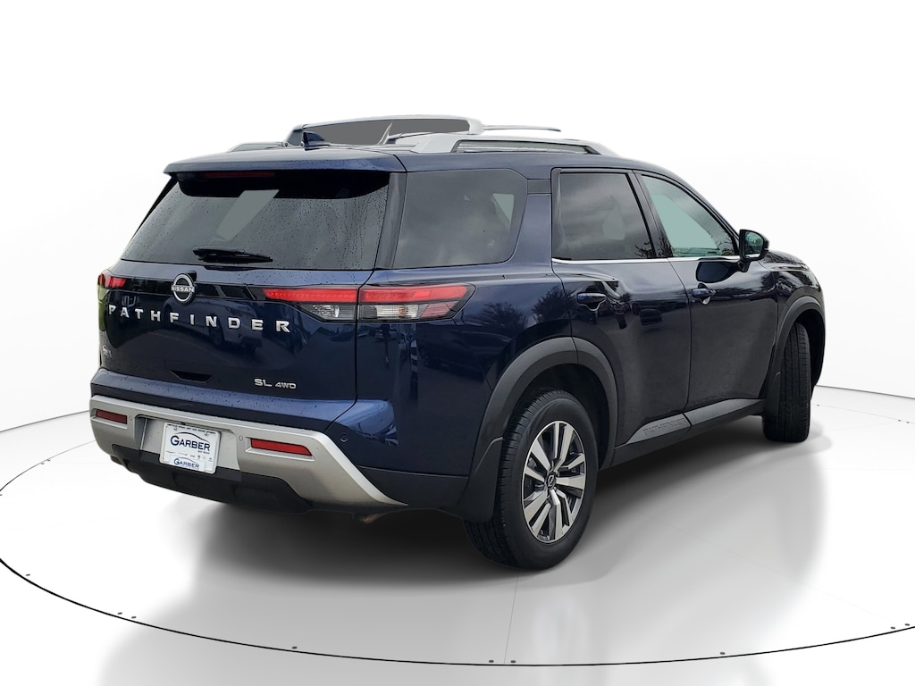 Used 2025 Nissan Pathfinder SL SUV