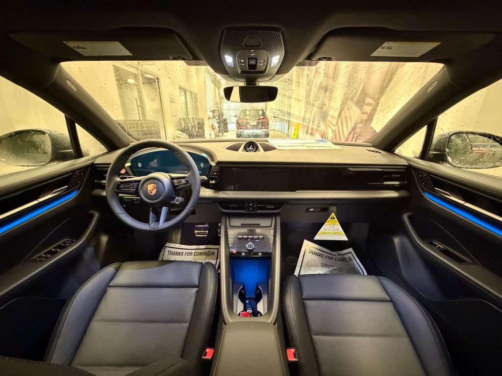 2025 Porsche Macan S - Photo 14