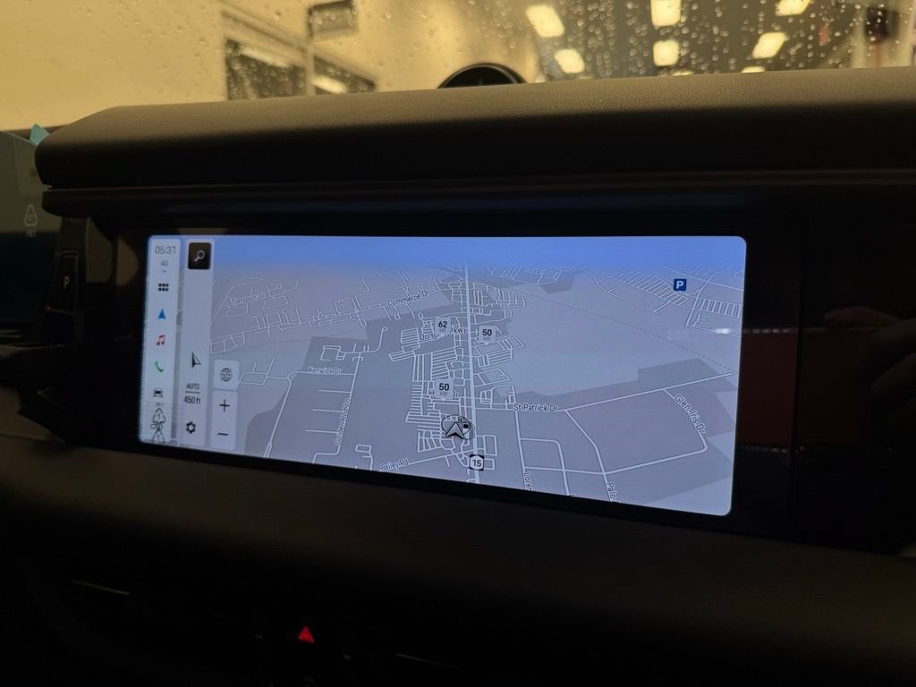 2025 Porsche Macan S - Photo 18