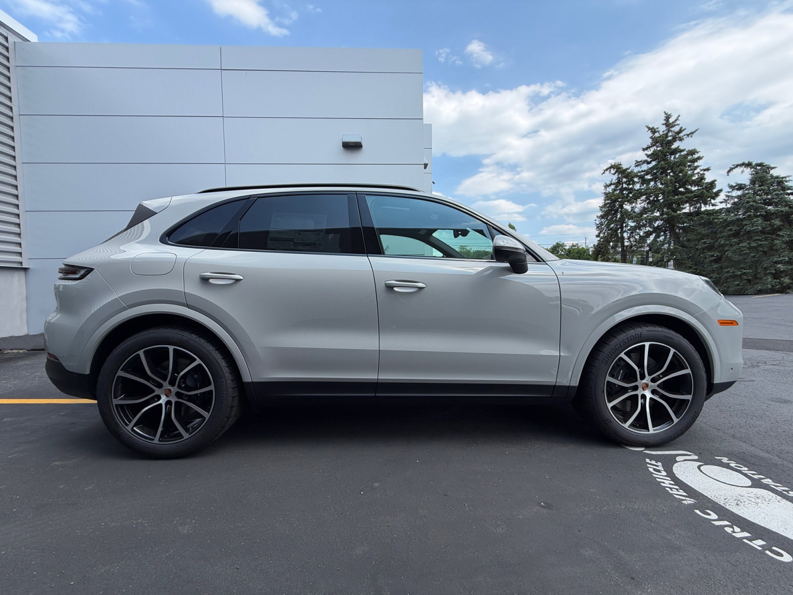 2026 Porsche Cayenne Base - Photo 9