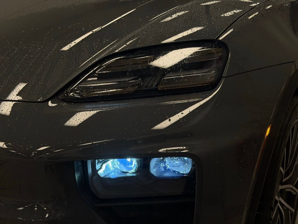 2025 Porsche Macan S - Photo 11