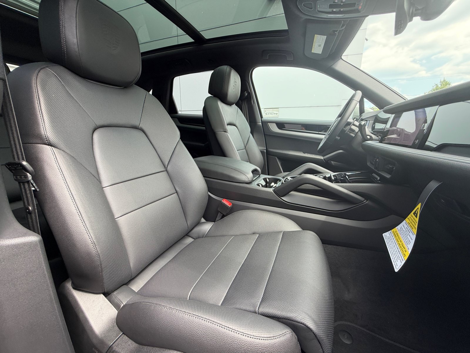 2026 Porsche Cayenne Base - Photo 20