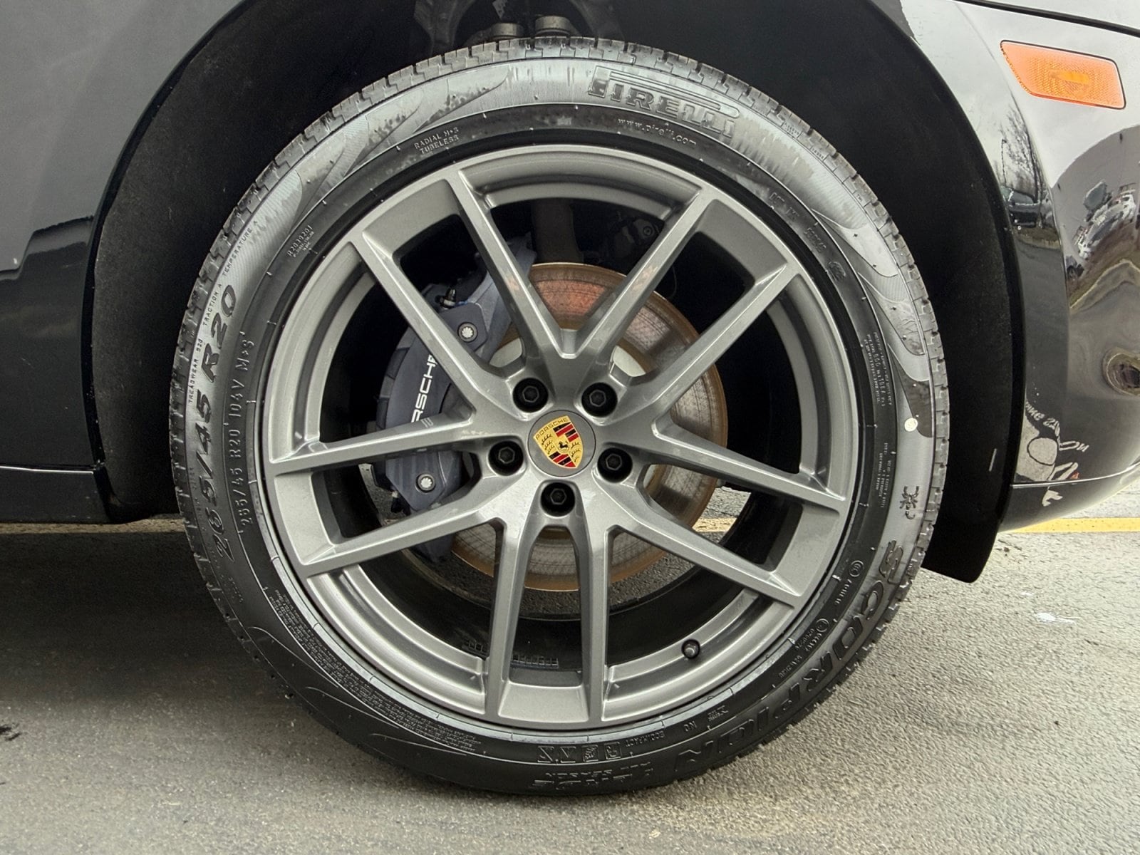 2026 Porsche Macan T - Photo 8