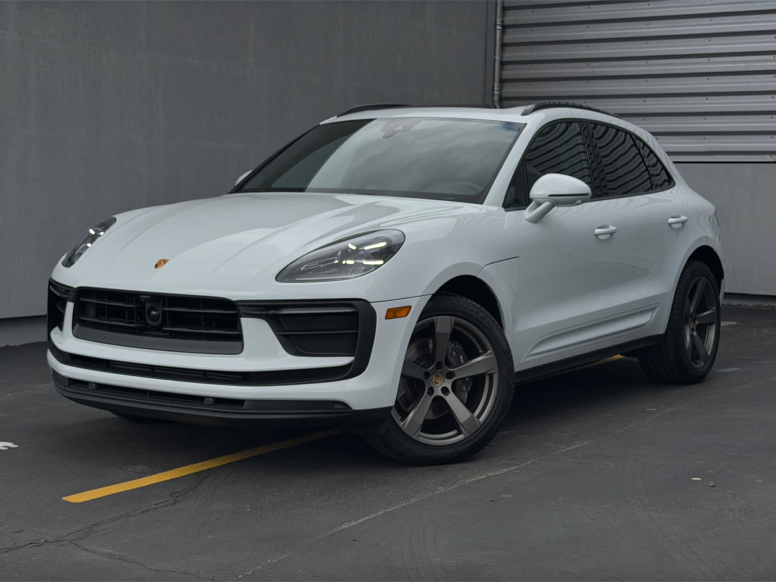 2025 Porsche Macan