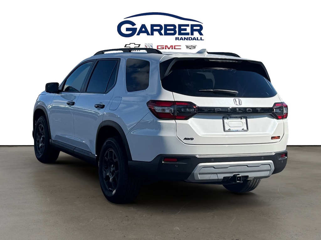 Used 2023 Honda Pilot AWD TrailSport SUV