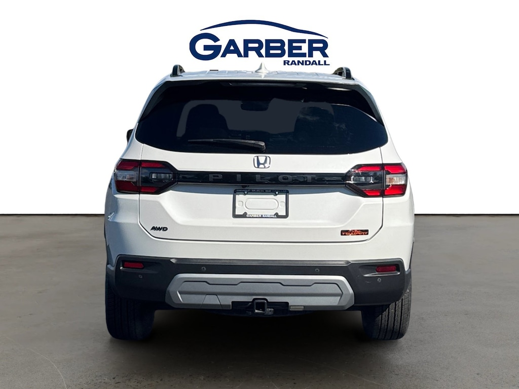 Used 2023 Honda Pilot AWD TrailSport SUV