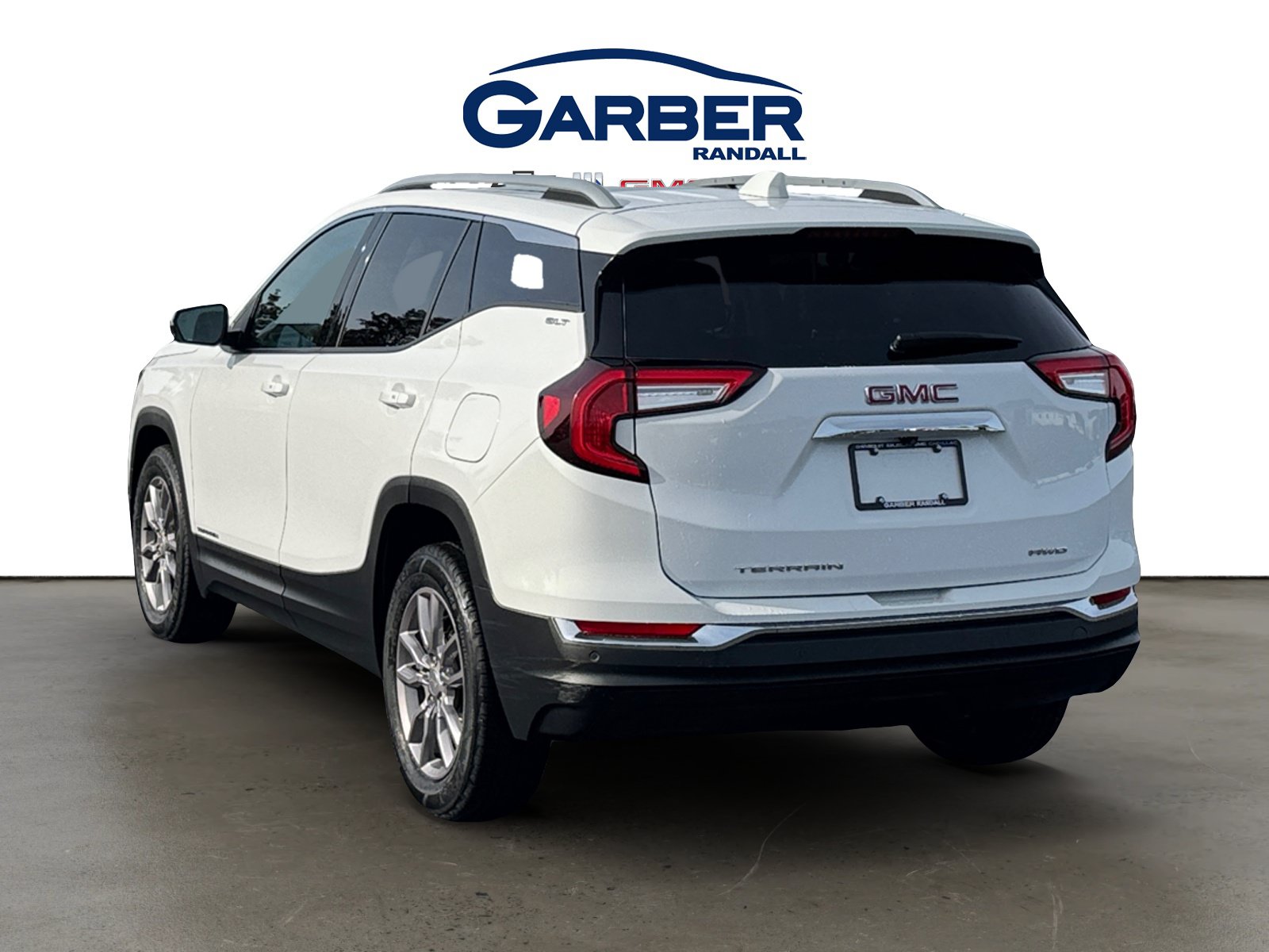 Used 2024 GMC Terrain SLT SUV