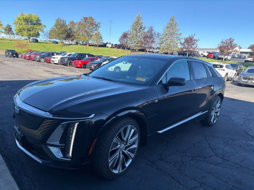 Certified 2024 CADILLAC LYRIQ Luxury 3 SUV