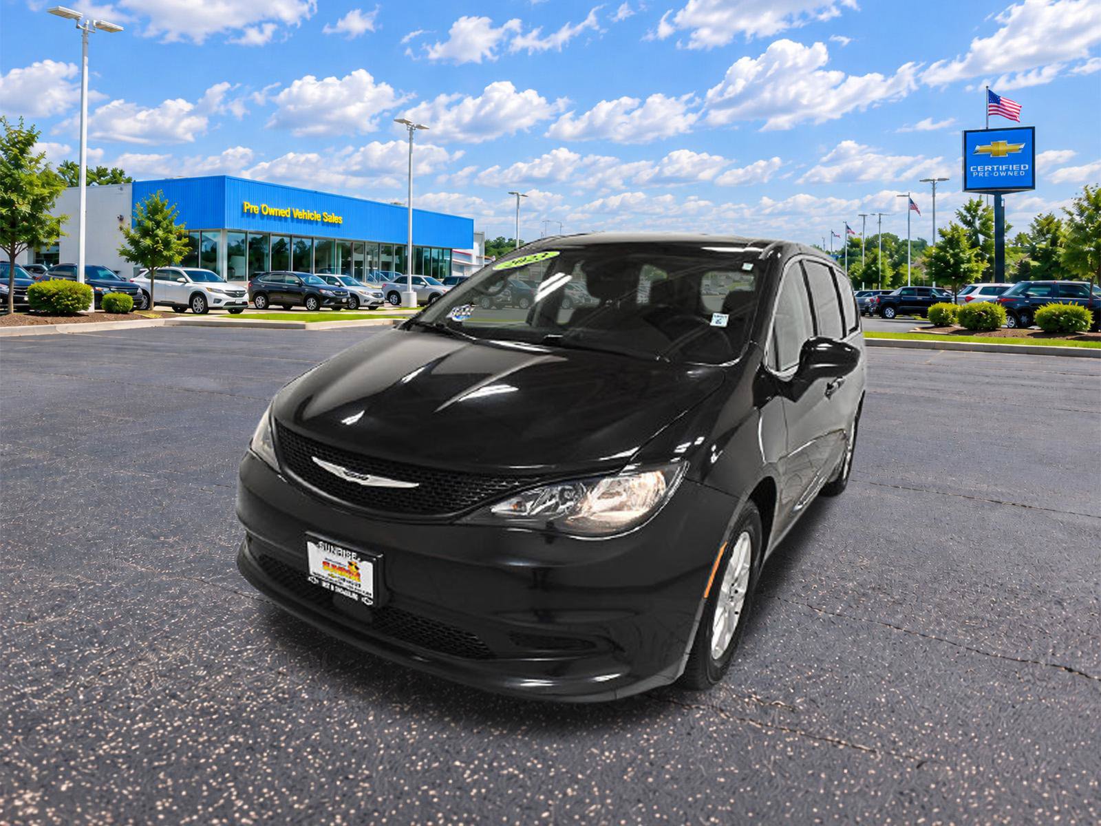 2023 Chrysler Voyager