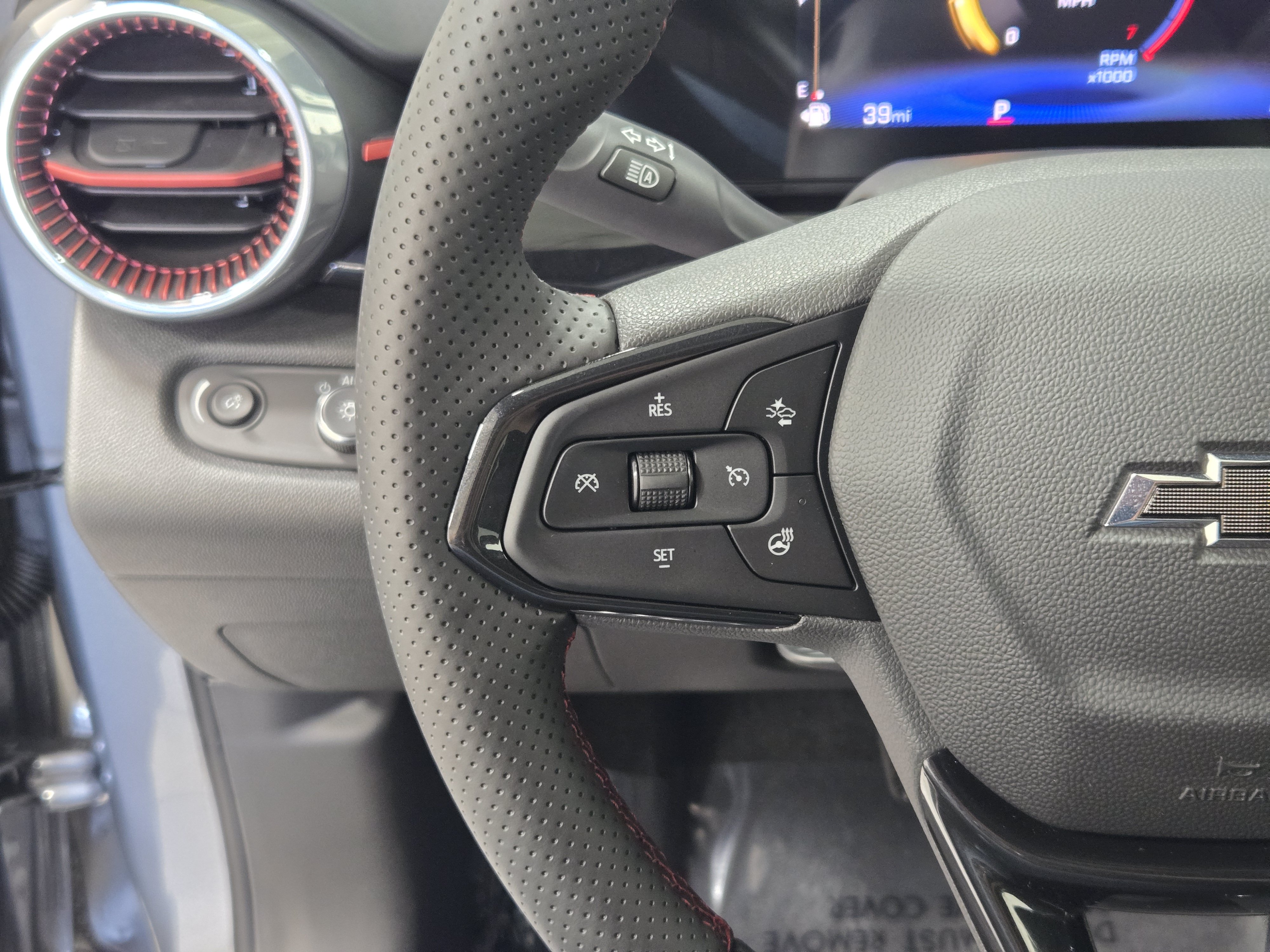 2026 Chevrolet Trax RS - Photo 24