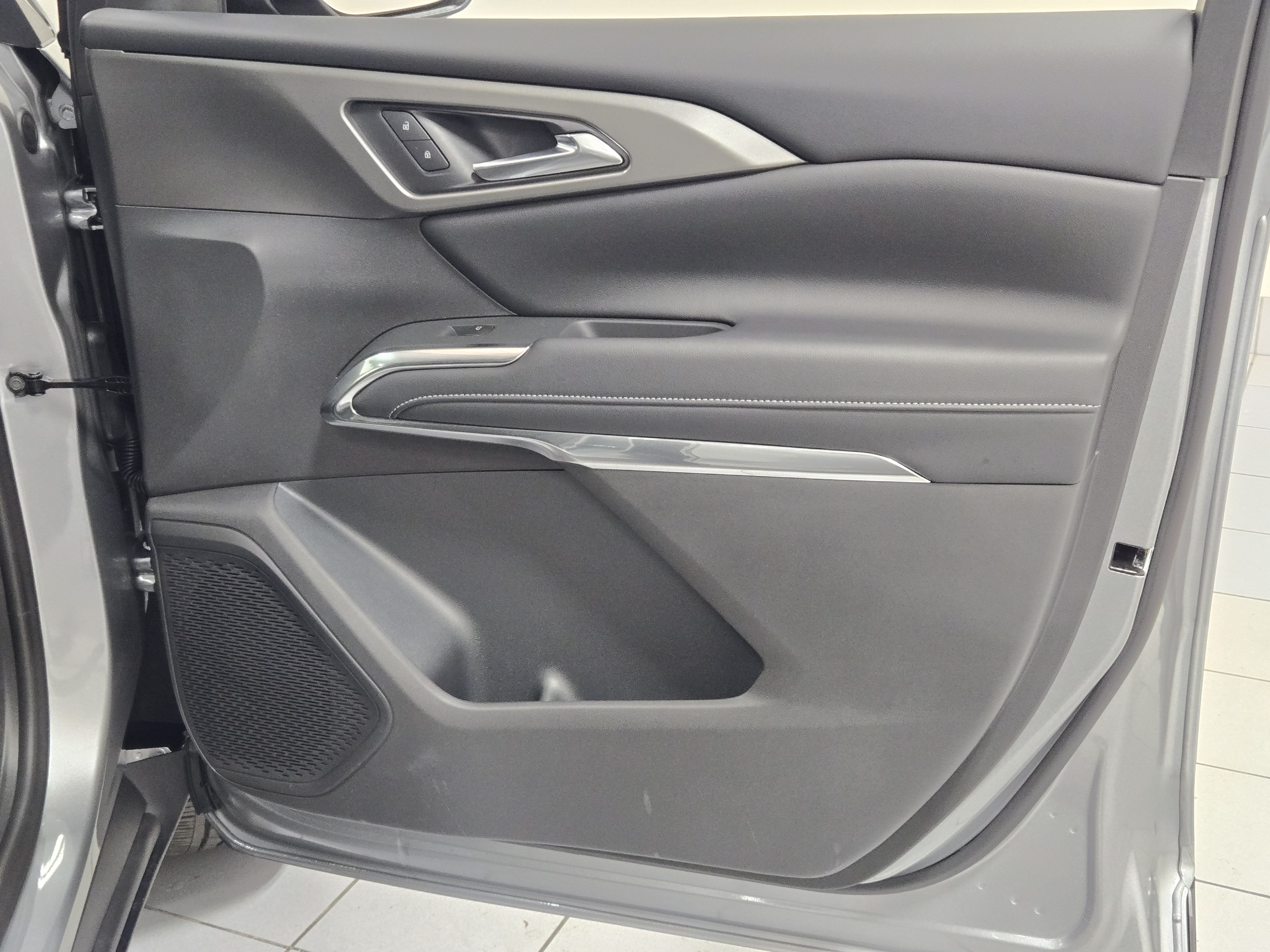 New 2027 Chevrolet Traverse LT SUV