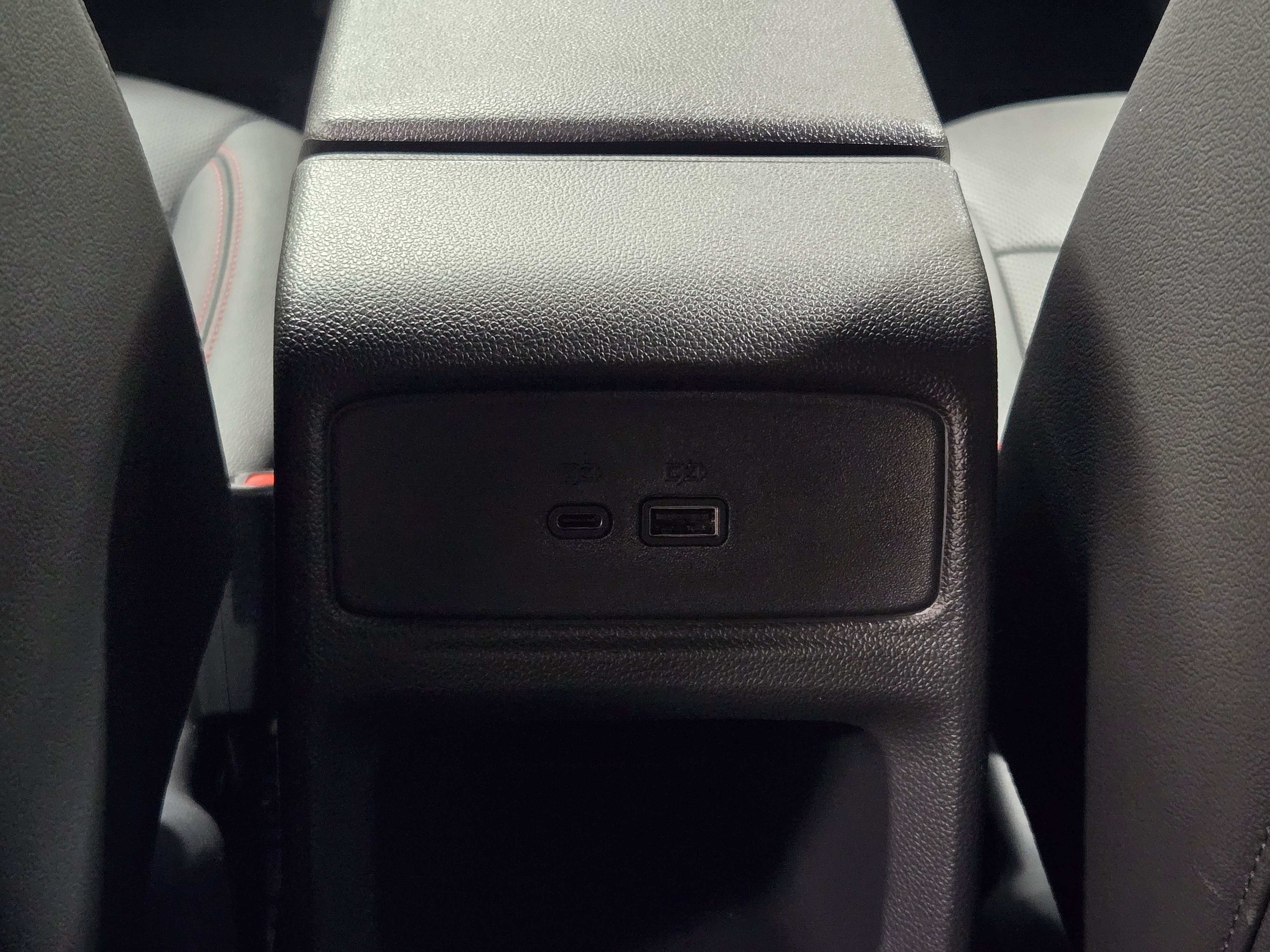 2026 Chevrolet Trax RS - Photo 13