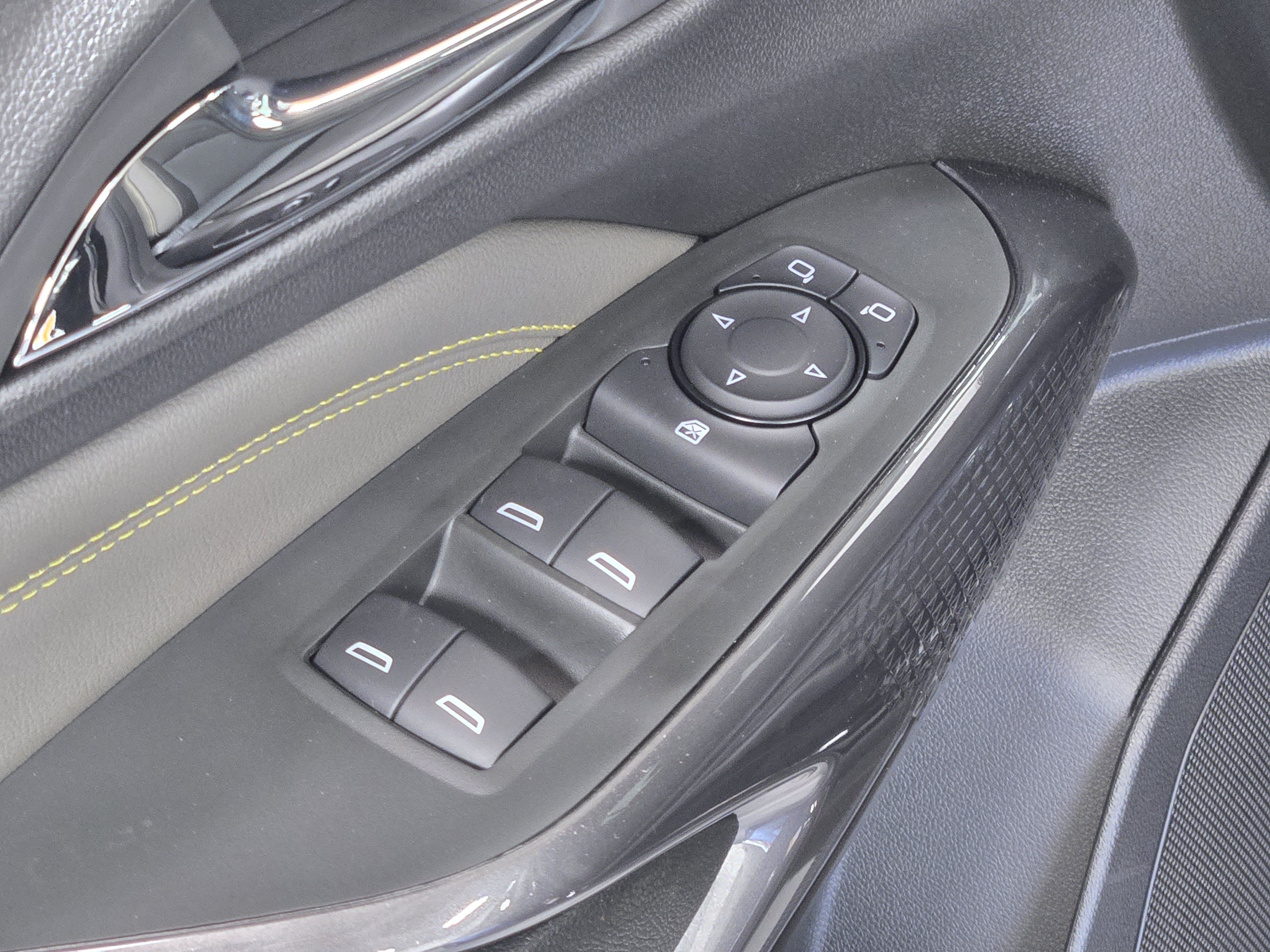 2026 Chevrolet Trax Activ - Photo 18
