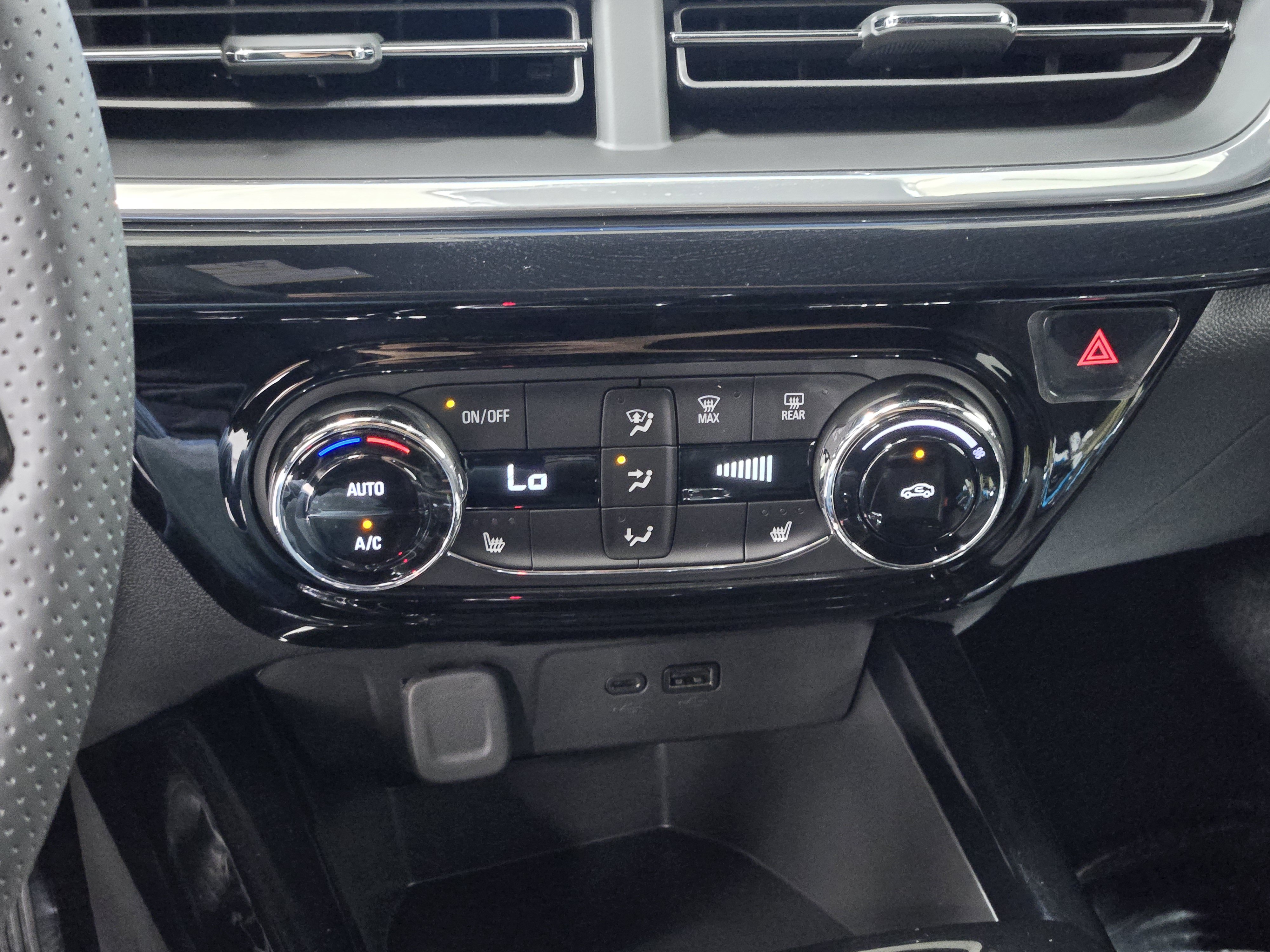 2026 Chevrolet Trax RS - Photo 22