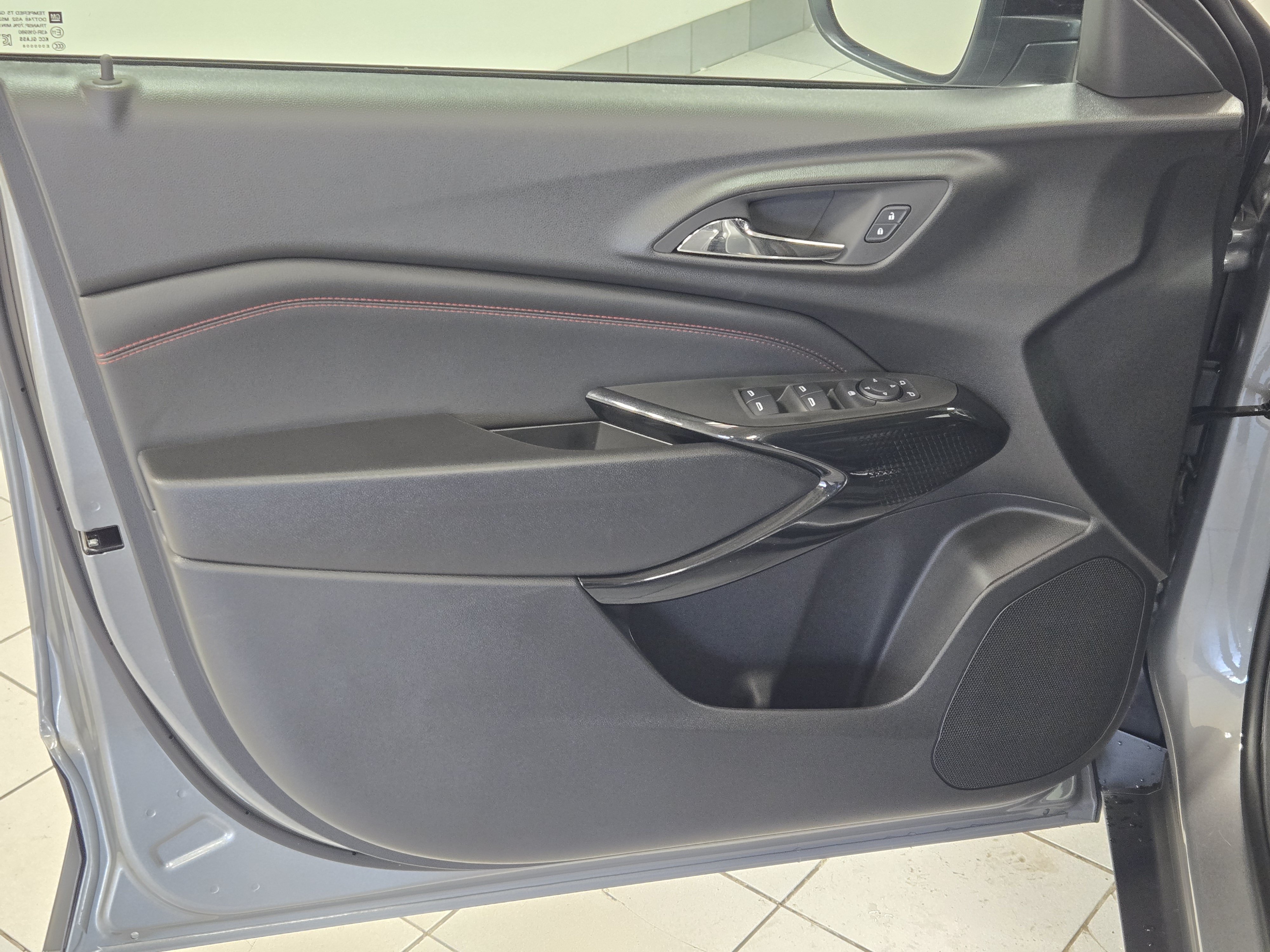 2026 Chevrolet Trax RS - Photo 15