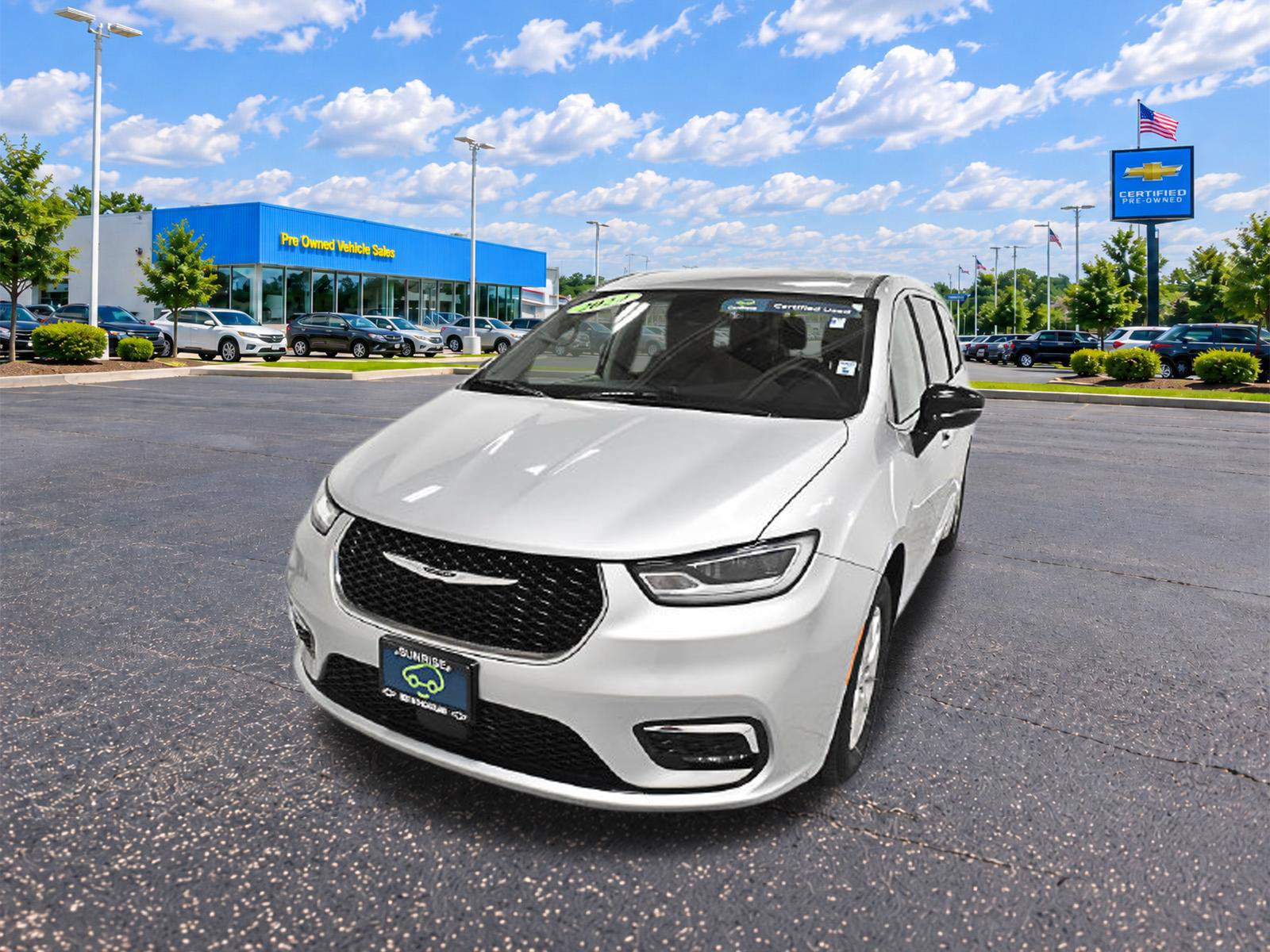 Used 2024 Chrysler Pacifica Touring L Van Passenger Van