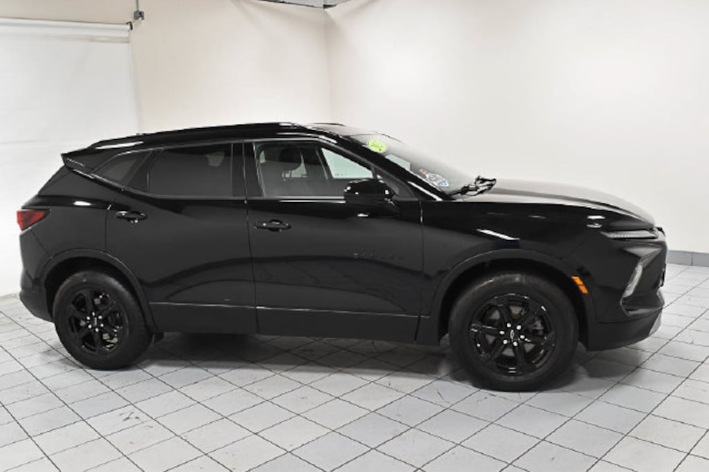 Used 2023 Chevrolet Blazer LT SUV