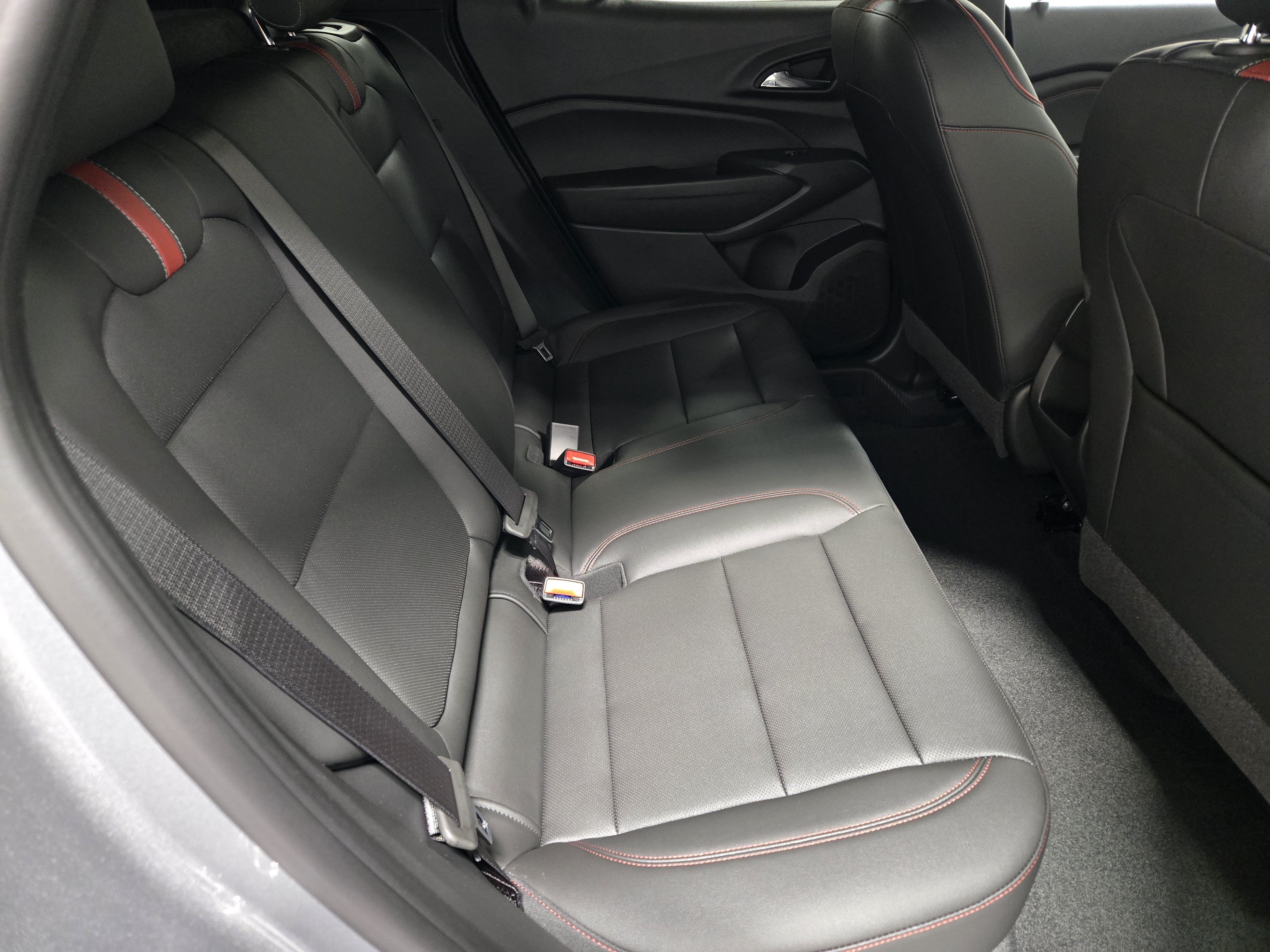 2026 Chevrolet Trax RS - Photo 6