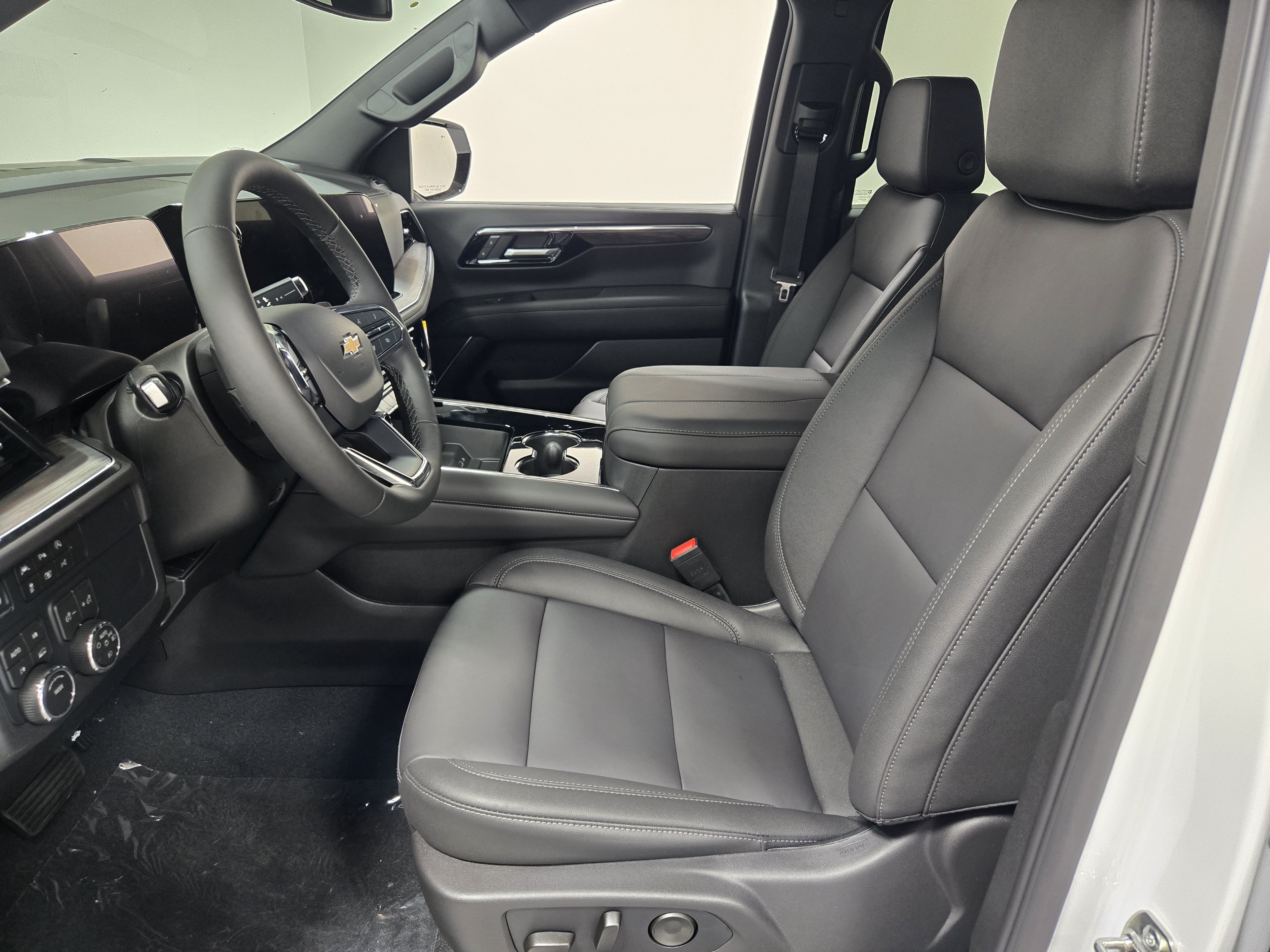 2026 Chevrolet Tahoe LT - Photo 24