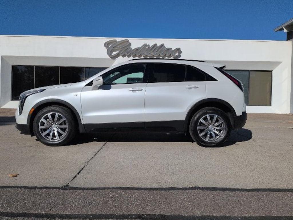 Used 2022 CADILLAC XT4 FWD Sport SUV