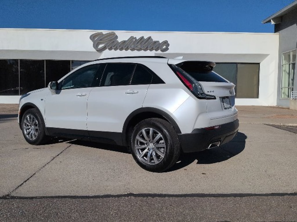 Used 2022 CADILLAC XT4 FWD Sport SUV