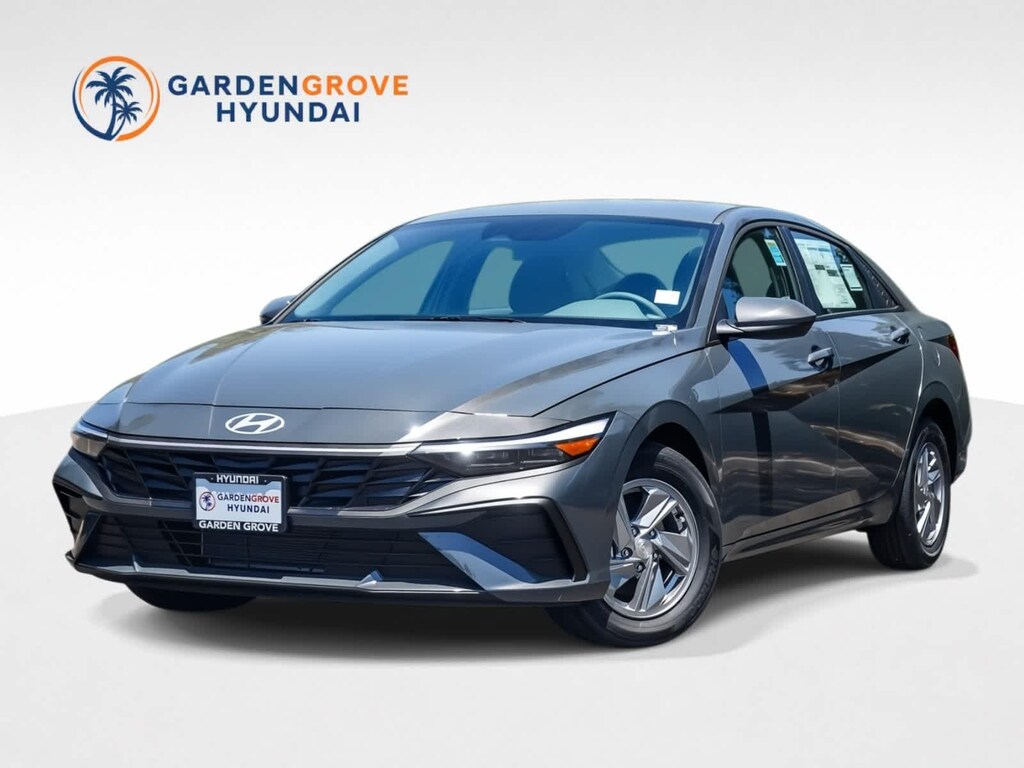New 2026 Hyundai Elantra SE Sedan