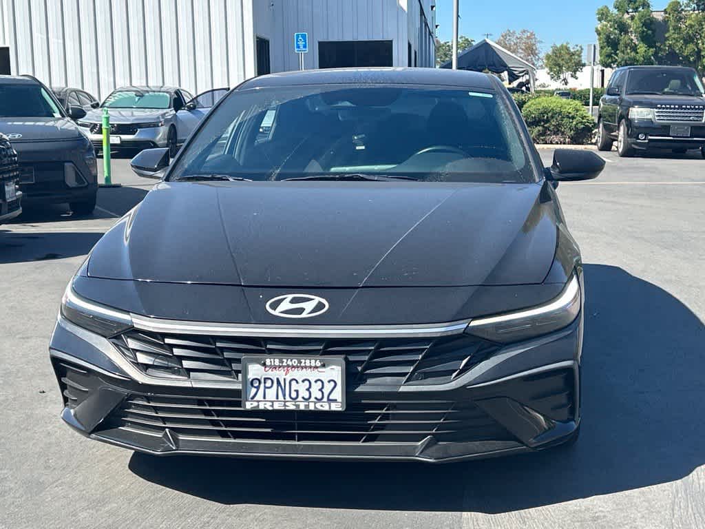  Hyundai Elantra Hybrid