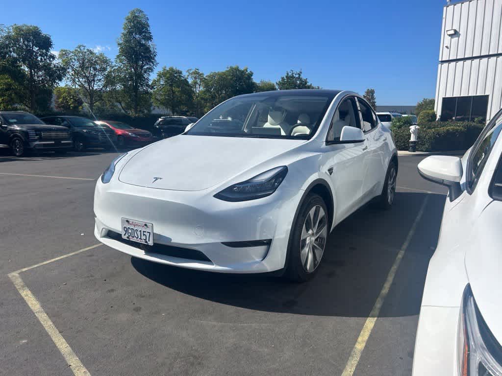 Used 2023 Tesla Model Y Long Range with VIN 7SAYGDEE1PA091883 for sale in Garden Grove, CA