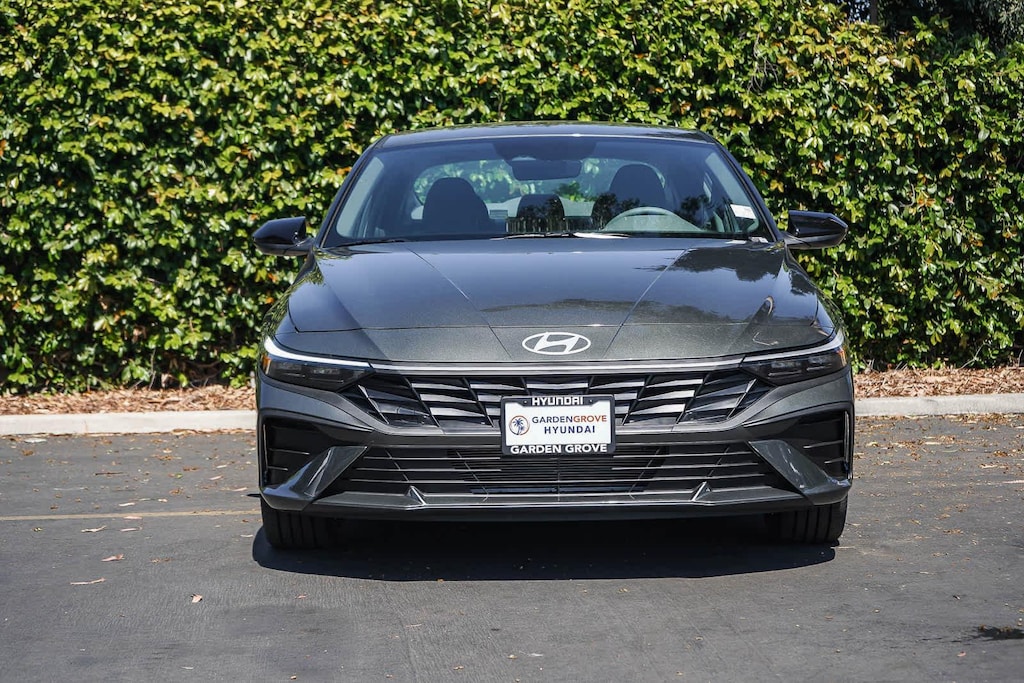 New 2026 Hyundai Elantra SEL Sport Sedan