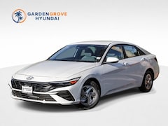 2026 Hyundai Elantra SE Sedan