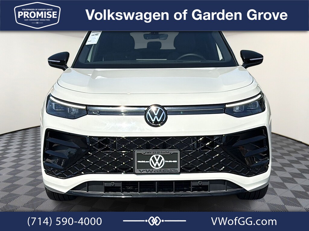 New 2026 Volkswagen Tiguan SE R-Line Black SUV
