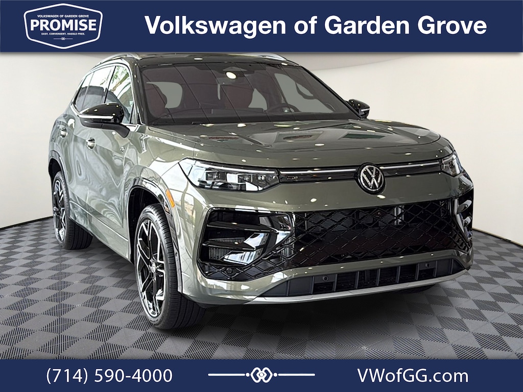 New 2026 Volkswagen Tiguan SEL R-Line Turbo SUV