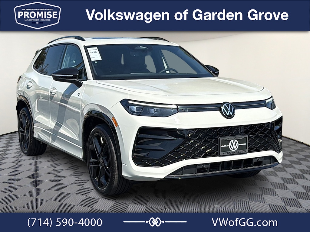 New 2026 Volkswagen Tiguan SE R-Line Black SUV