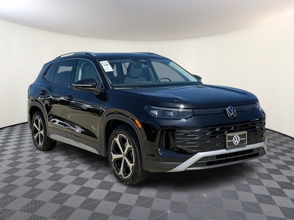 New 2026 Volkswagen Tiguan SE SUV