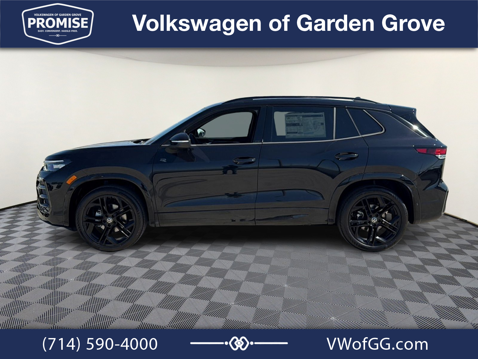 New 2026 Volkswagen Tiguan SE R-Line Black SUV