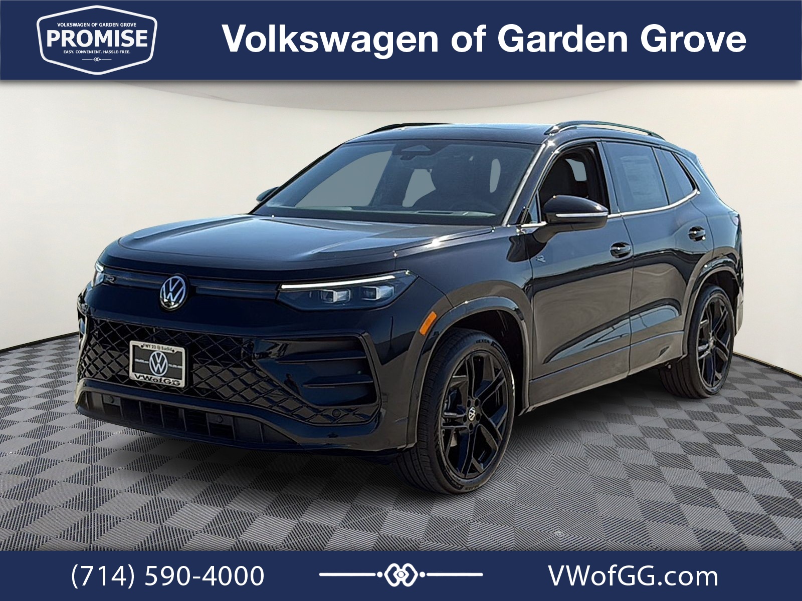 New 2026 Volkswagen Tiguan SE R-Line Black SUV