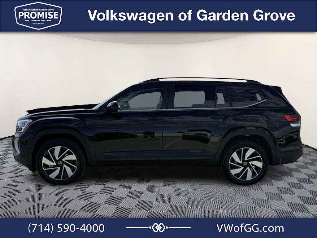 New 2026 Volkswagen Atlas SE w/Technology SUV