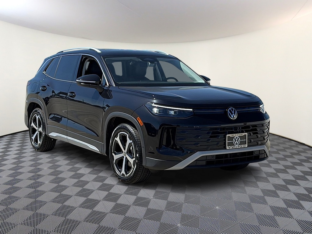 New 2026 Volkswagen Tiguan SE SUV