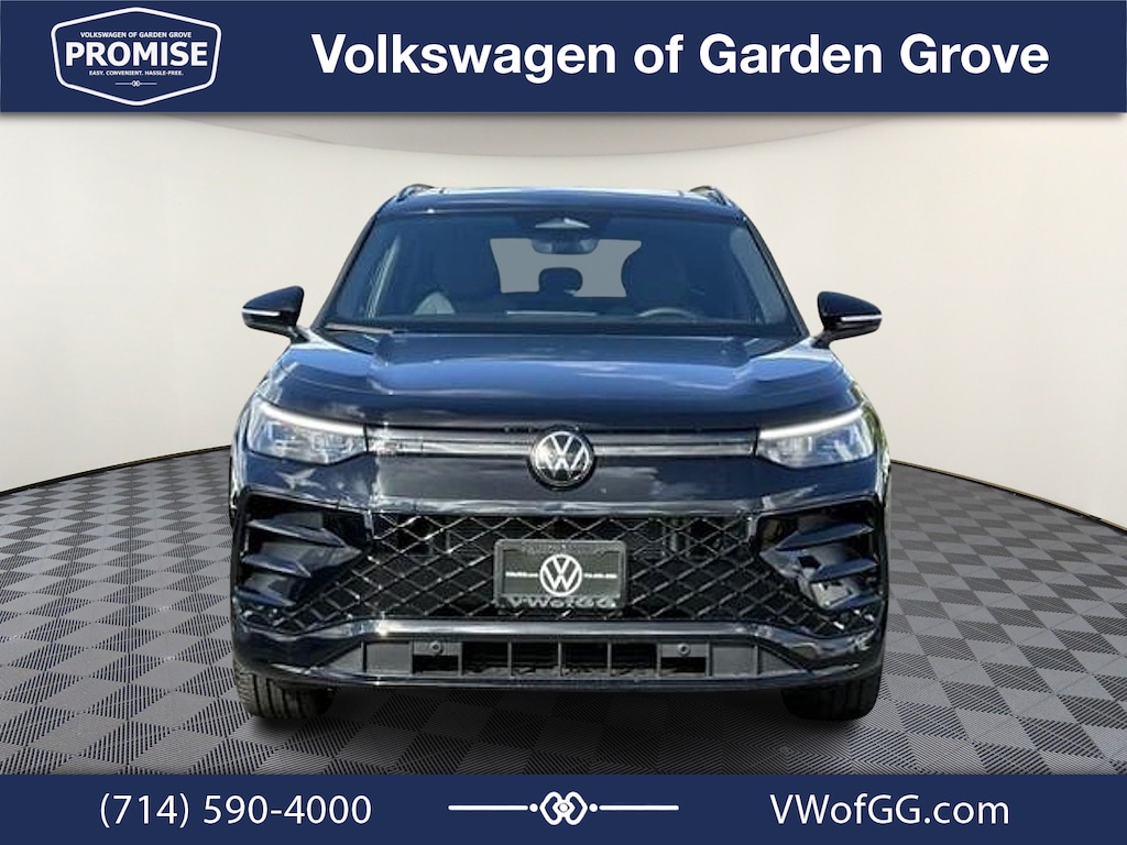 New 2026 Volkswagen Tiguan SE R-Line Black SUV