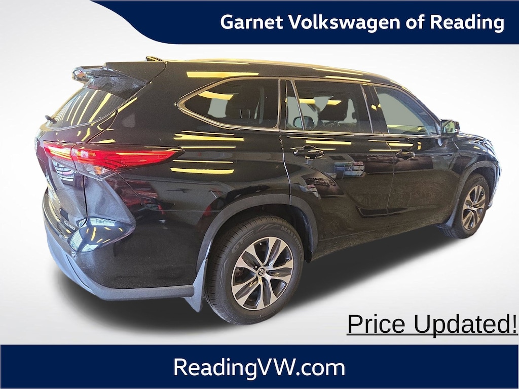 Used 2022 Toyota Highlander XLE SUV