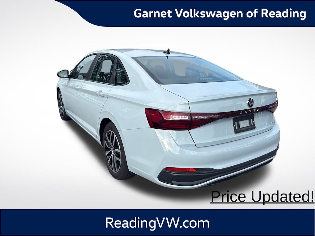 Certified 2025 Volkswagen Jetta 1.5T SE Sedan