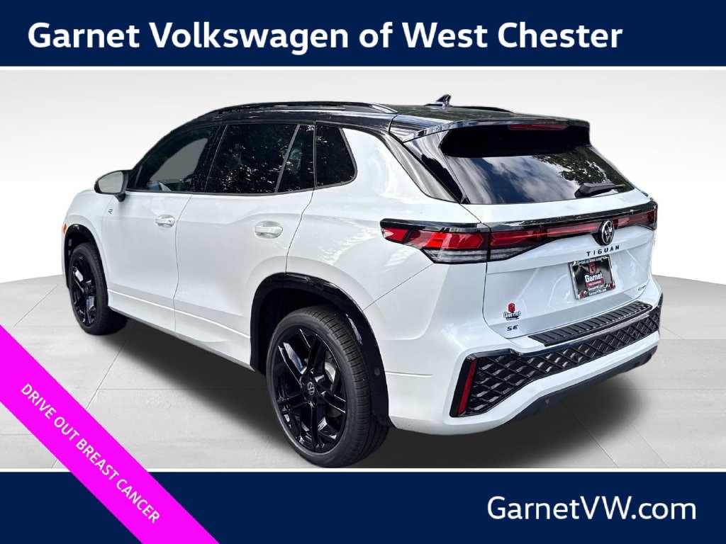 New 2026 Volkswagen Tiguan SE R-Line Black SUV