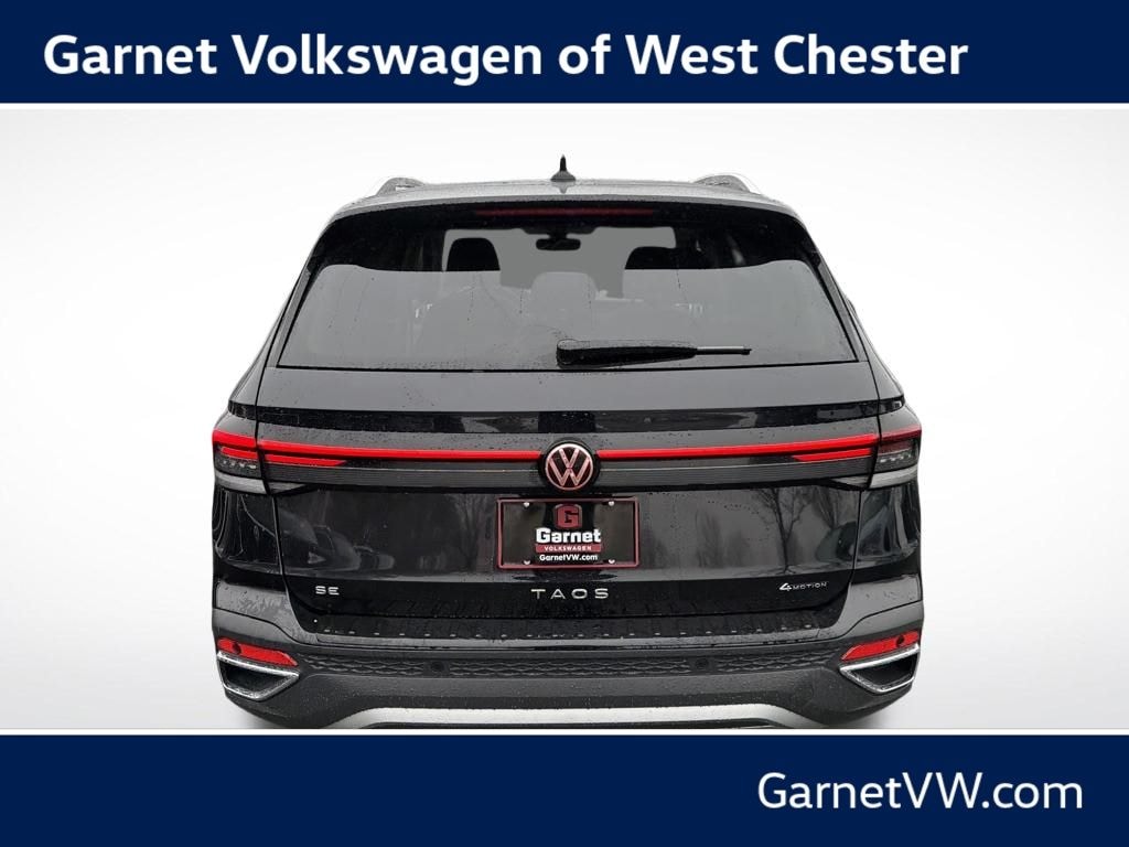 New 2026 Volkswagen Taos 1.5T SE SUV