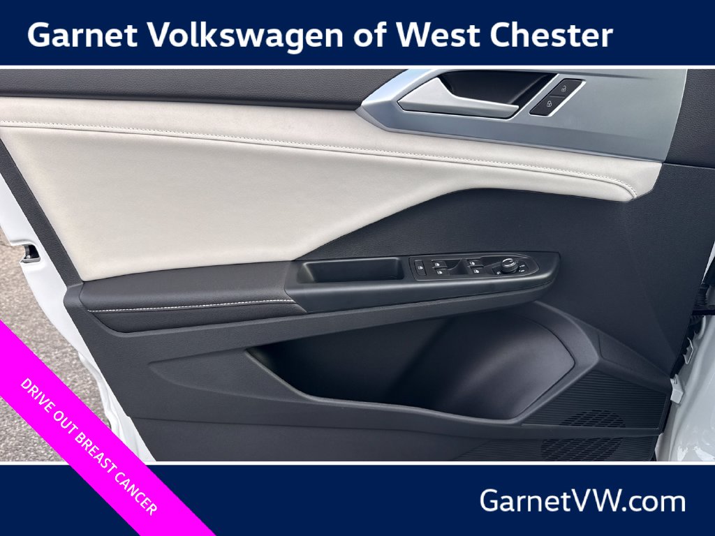 2026 Volkswagen Taos SE - Photo 12