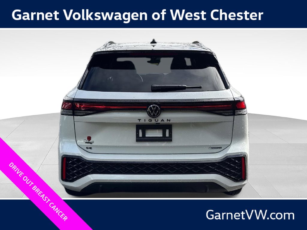 New 2026 Volkswagen Tiguan SE R-Line Black SUV