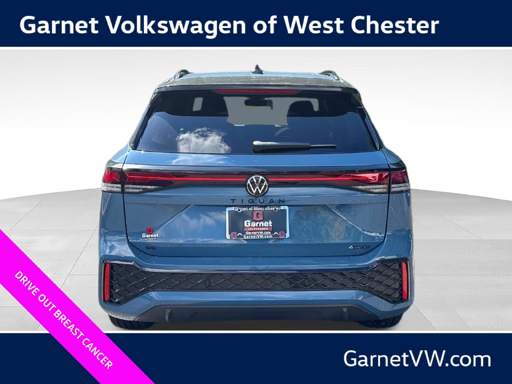 New 2026 Volkswagen Tiguan SE R-Line Black SUV