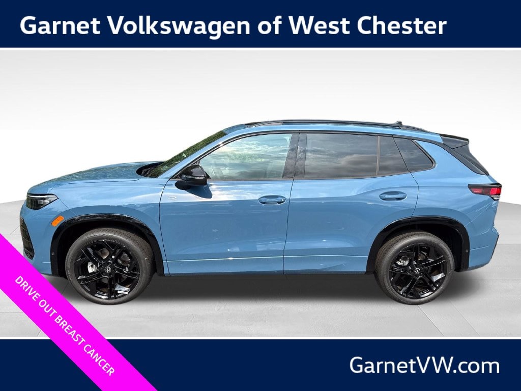 New 2026 Volkswagen Tiguan SE R-Line Black SUV