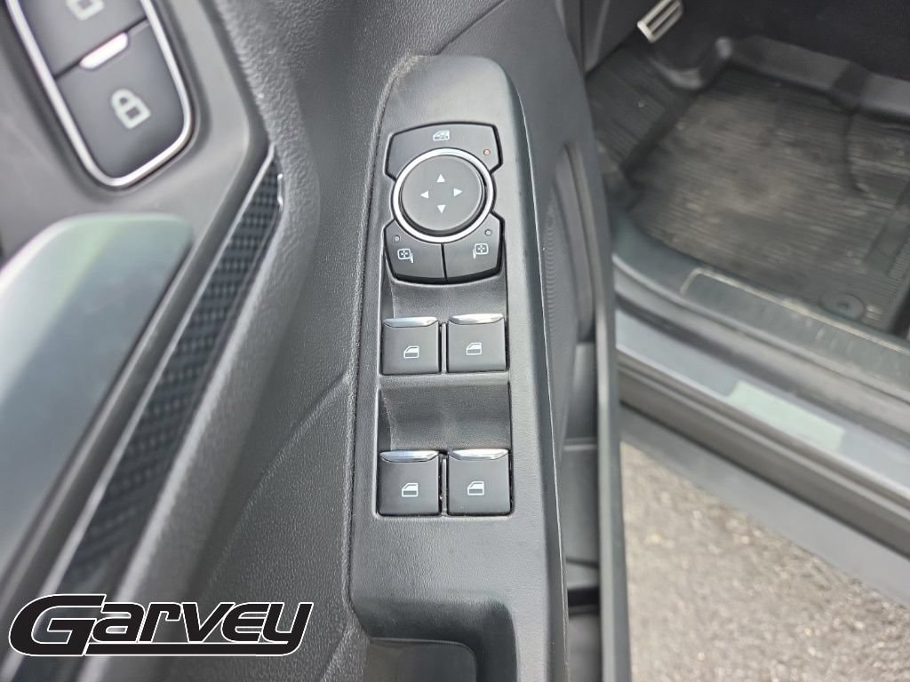 2023 Ford Escape ST-Line - Photo 14