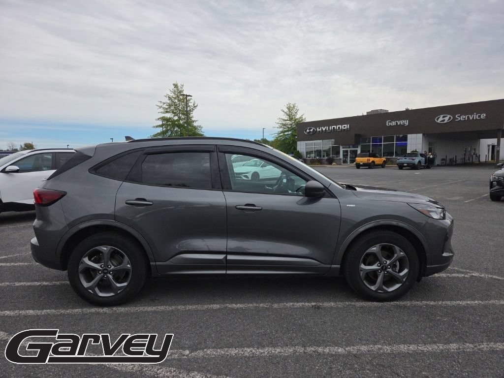 2023 Ford Escape ST-Line - Photo 9