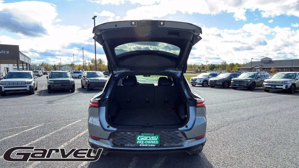 2025 Chevrolet Equinox EV RS - Photo 12